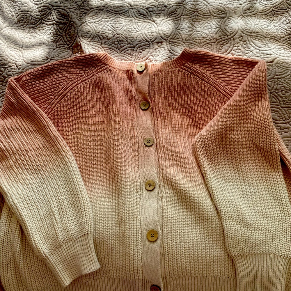 Adorable cotton pink ombré back button sweater